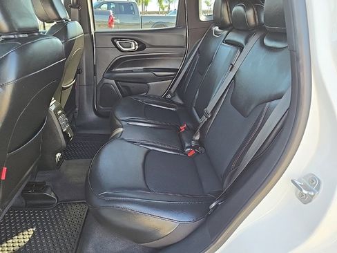 Used 2023 Jeep Compass Trailhawk w/ Trailhawk Convenience Group image 29