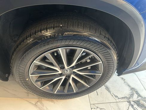 Used 2025 Lexus NX 250 FWD w/ Towing Package (2000 Lbs) image 20