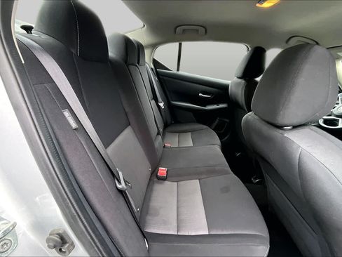 Used 2022 Nissan Sentra SV FWD image 20