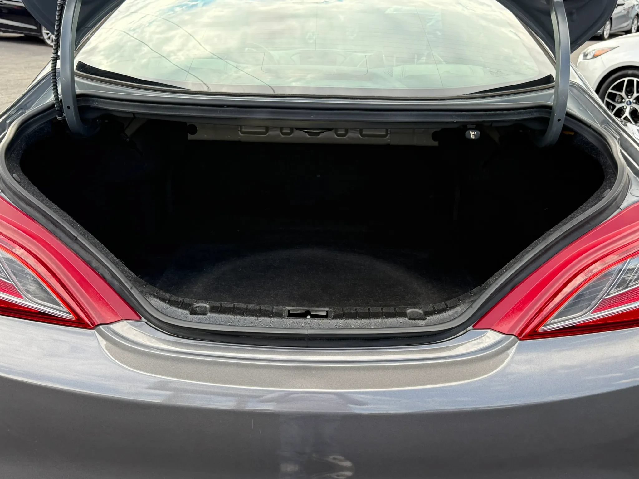 Used 2013 Hyundai Genesis 2.0T RWD image 31