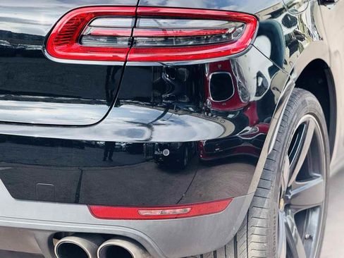 Used 2016 Porsche Macan S image 9