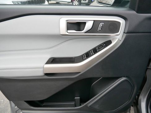 Certified 2023 Ford Explorer XLT w/ Equipment Group 202A image 10