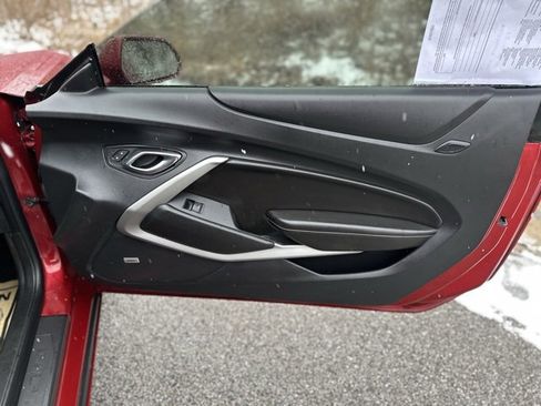 Used 2017 Chevrolet Camaro LT w/ Technology Package image 16