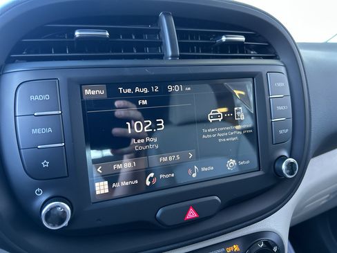 New 2025 Kia Soul LX image 17