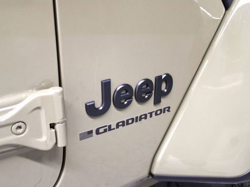 New 2026 Jeep Gladiator Sport image 31