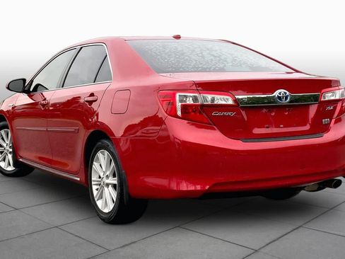 Used 2013 Toyota Camry XLE w/ Convenience Pkg FWD image 12