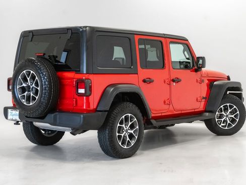 Used 2024 Jeep Wrangler Unlimited Sport AWD/4WD image 32