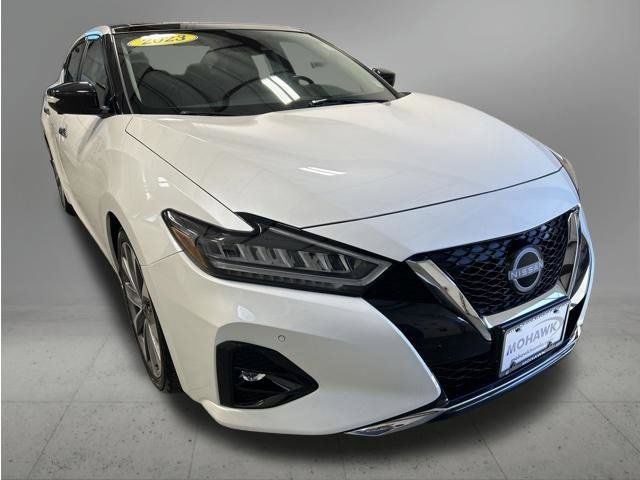 Used 2023 Nissan Maxima Platinum w/ Sport Mat Group FWD image 8