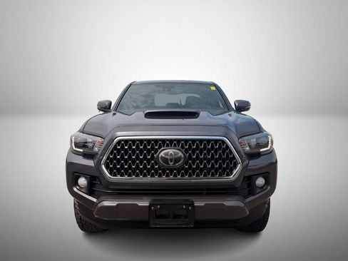 Used 2018 Toyota Tacoma TRD Sport w/ TRD Premium Sport Package RWD image 7