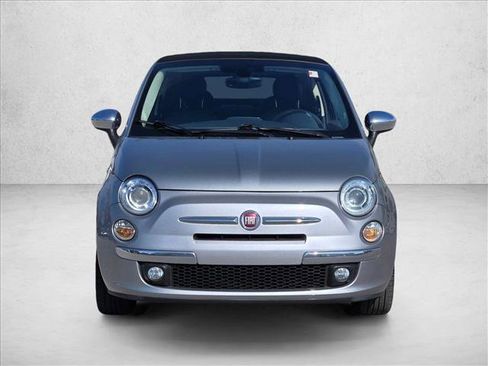 Used 2017 FIAT 500 Lounge image 2