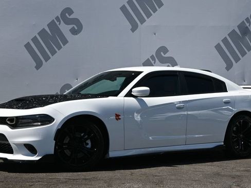Used 2021 Dodge Charger R/T RWD image 1