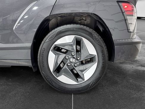 Used 2024 Hyundai Kona SEL FWD image 33