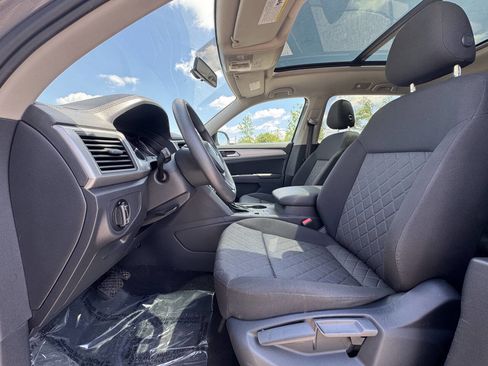 Used 2018 Volkswagen Atlas Launch Edition image 10