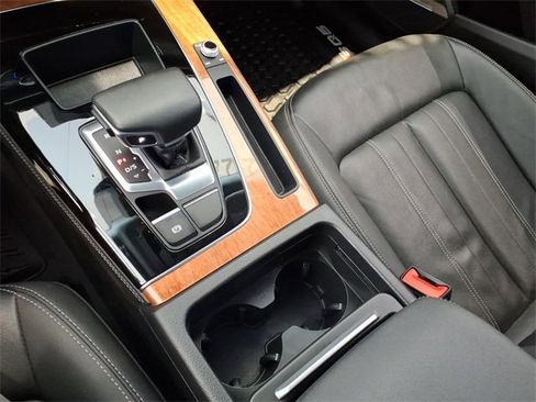 Used 2022 Audi Q5 2.0T Premium Plus w/ Premium Plus Package image 24