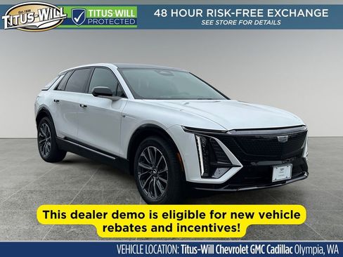 Used 2025 Cadillac Lyriq Sport image 1