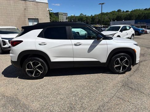 Used 2023 Chevrolet TrailBlazer RS w/ Technology Package AWD/4WD image 7