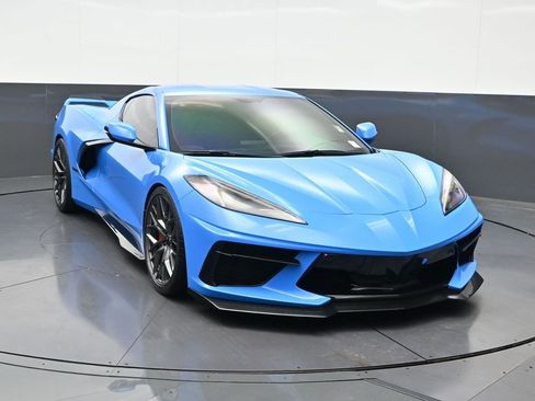 Used 2020 Chevrolet Corvette Stingray Preferred Cpe w/ 2LT Preferred Equipment Group RWD image 8