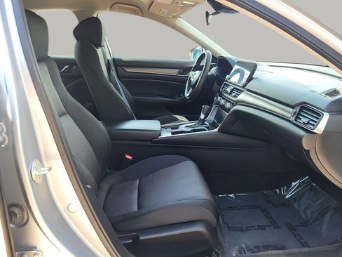 Used 2018 Honda Accord LX image 19