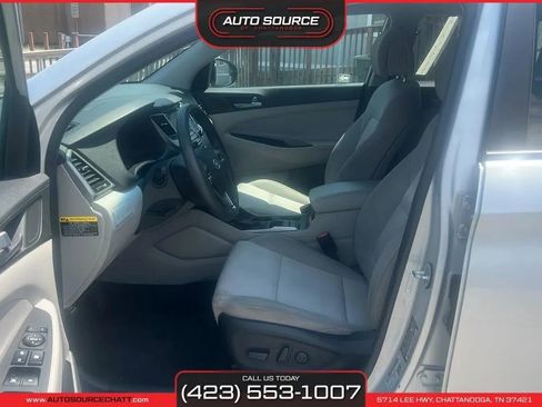 Used 2016 Hyundai Tucson SE w/ Option Group 02 AWD/4WD image 16