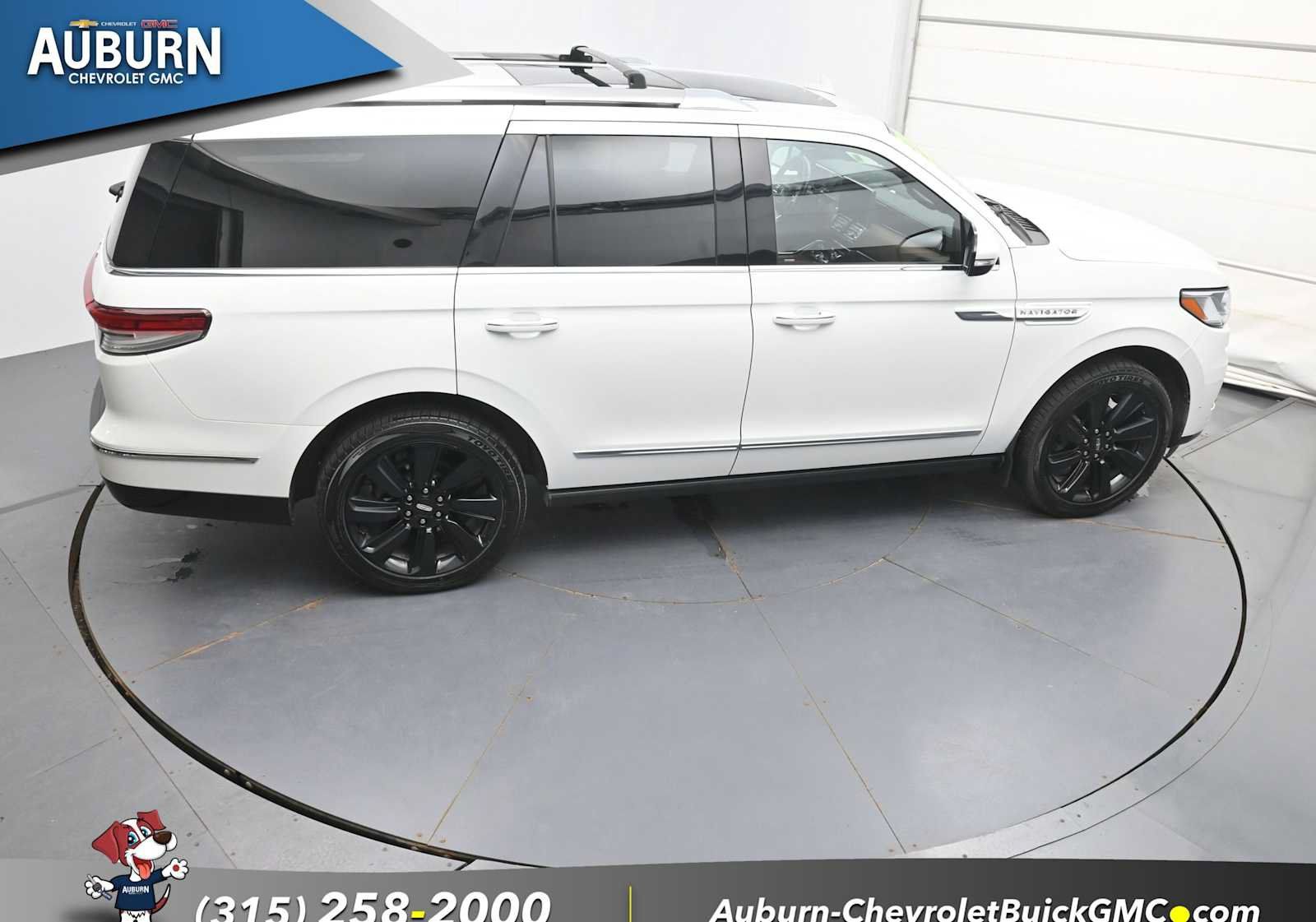 Used 2023 Lincoln Navigator Reserve AWD/4WD image 37
