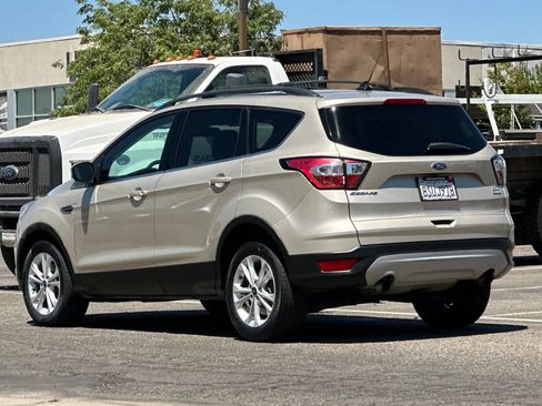 Certified 2018 Ford Escape SEL w/ Ford Safe & Smart Package FWD image 6