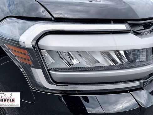 Certified 2024 Ford Expedition XLT image 29