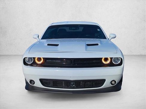 Used 2015 Dodge Challenger R/T Scat Pack w/ Leather Interior Group image 2