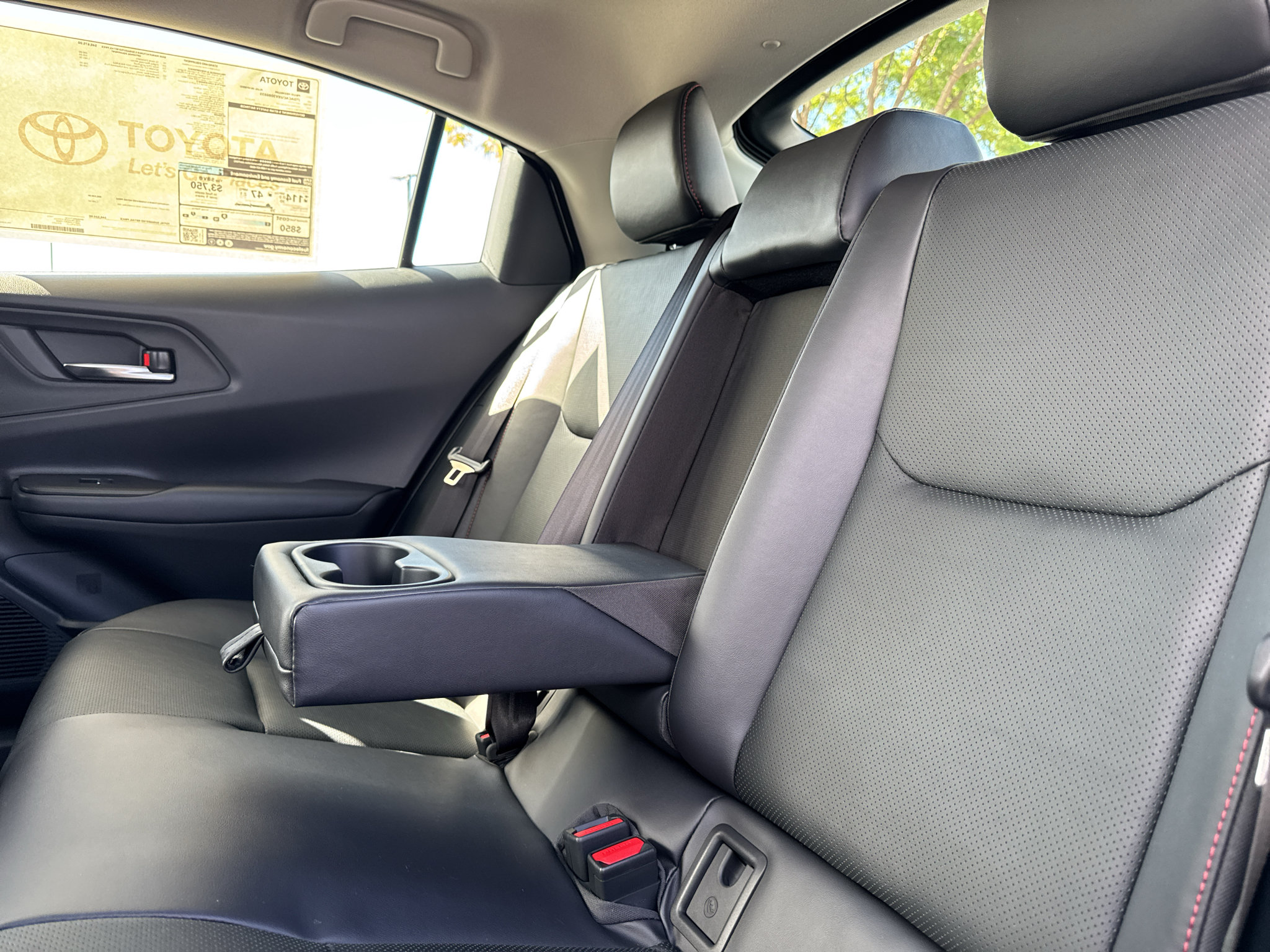 New 2027 Toyota Prius Plug-In Hybrid w/ Limited Premium Package FWD image 9