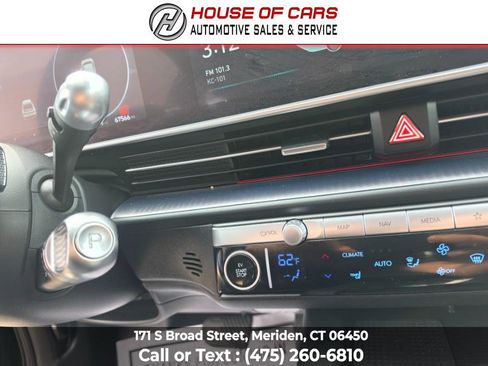 Used 2024 Hyundai Ioniq 6 SEL AWD/4WD image 28