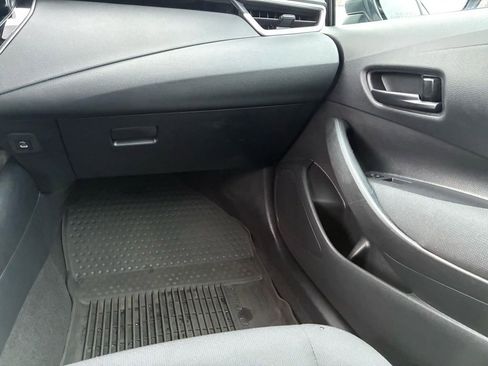 Used 2023 Toyota Corolla LE image 36