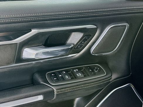 Used 2022 RAM 1500 Laramie AWD/4WD image 24