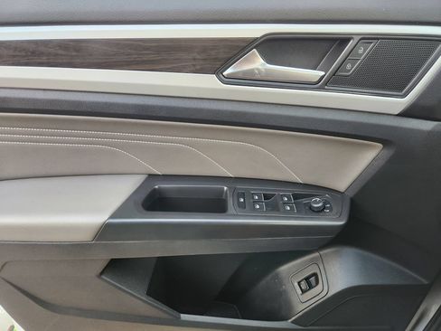 Used 2023 Volkswagen Atlas SE FWD image 24