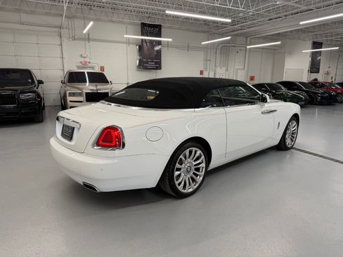 Used 2020 Rolls-Royce Dawn RWD image 26