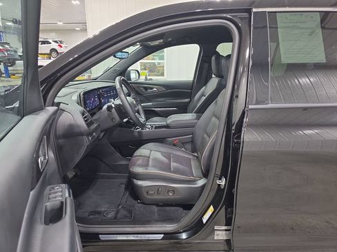 Used 2026 Chevrolet Traverse High Country w/ LPO, Floor Liner Package AWD/4WD image 22