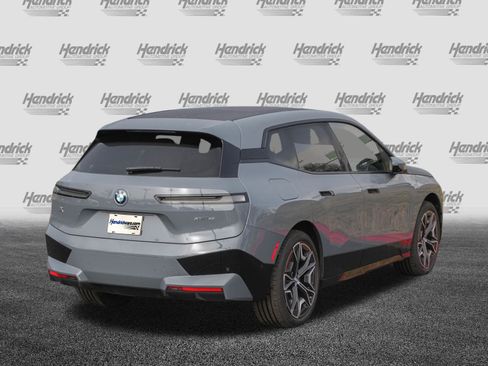 Used 2024 BMW iX xDrive50 w/ Sport Package image 9