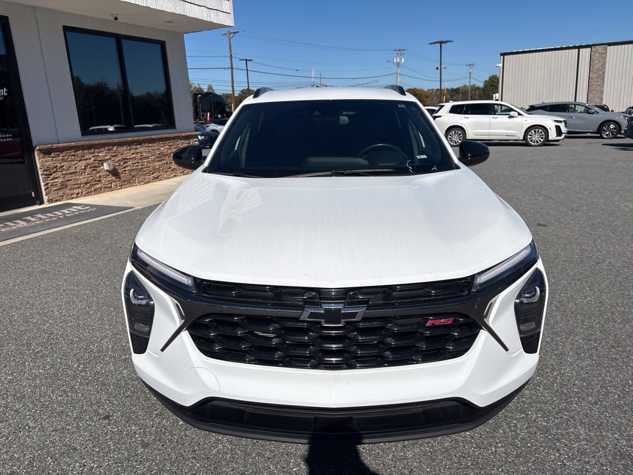 Used 2024 Chevrolet Trax RS FWD image 12