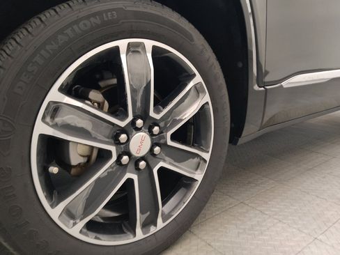 Used 2019 GMC Acadia Denali FWD image 31