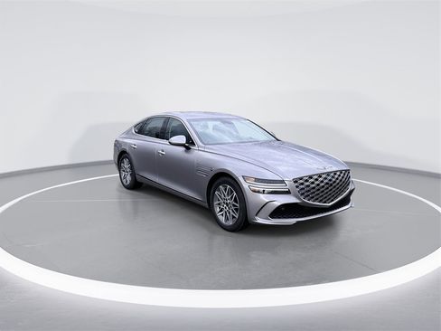 Used 2025 Genesis G80 2.5T image 2