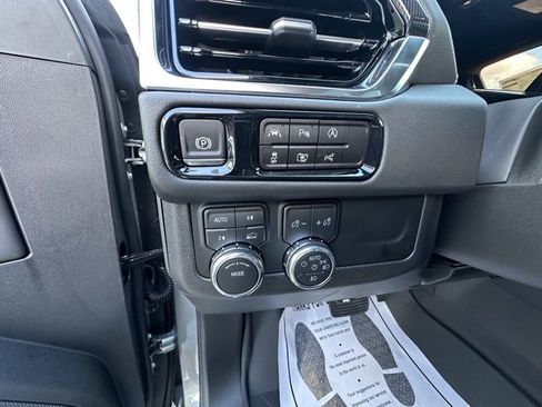 New 2026 GMC Yukon XL Elevation w/ LPO, Floor Liner Package image 16