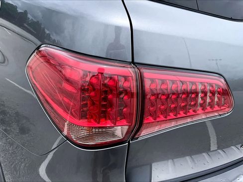 Used 2015 INFINITI QX80 4WD w/ Theater Package image 29