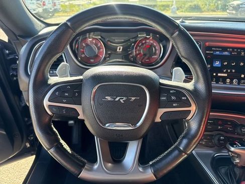 Used 2016 Dodge Challenger SRT Hellcat image 27