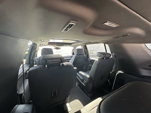 New 2026 Chevrolet Suburban Z71 w/ Comfort Package image 28