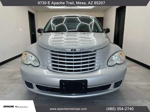 Used 2008 Chrysler PT Cruiser image 3