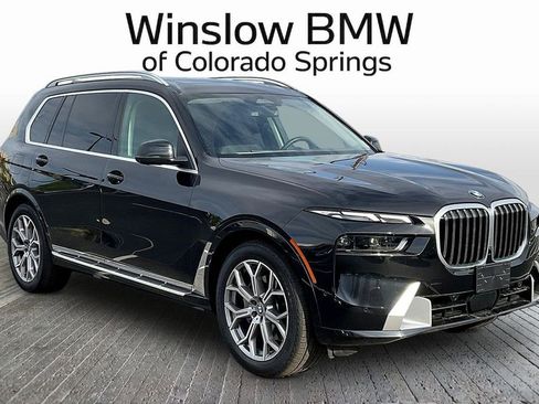 Used 2025 BMW X7 xDrive40i AWD/4WD image 1