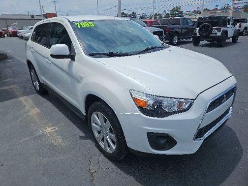 Used 2015 Mitsubishi Outlander Sport ES AWD/4WD image 1
