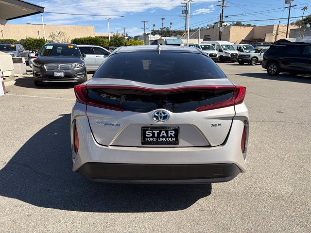 Used 2021 Toyota Prius Prime XLE w/ Carpet Mat Package (TMS) FWD image 6