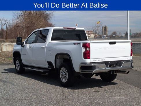 Used 2025 Chevrolet Silverado 2500 LT w/ Convenience Package image 5