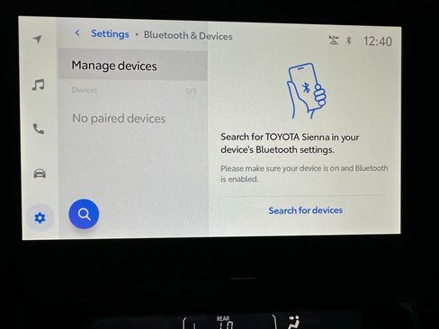 Used 2025 Toyota Sienna LE image 29