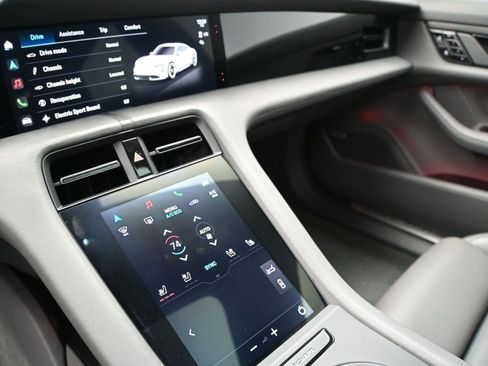 Used 2020 Porsche Taycan 4S image 6