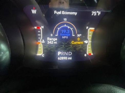 Used 2022 Jeep Wrangler Unlimited Rubicon w/ Cold Weather Group AWD/4WD image 10